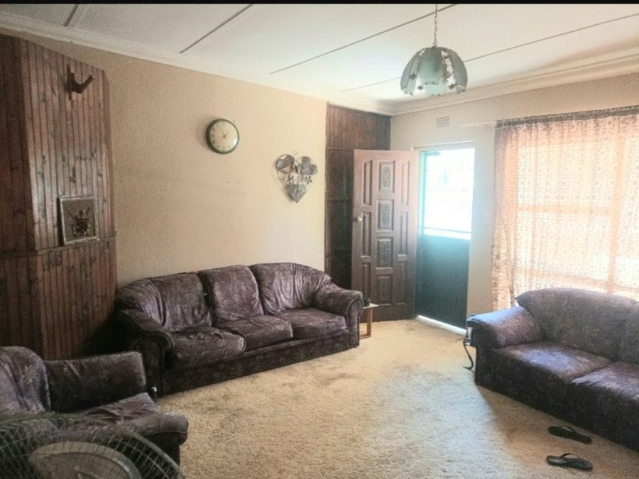 4 Bedroom Property for Sale in Hennenman Free State